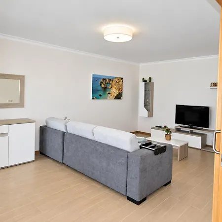 T2 Luxury Rocha Prime Apartment