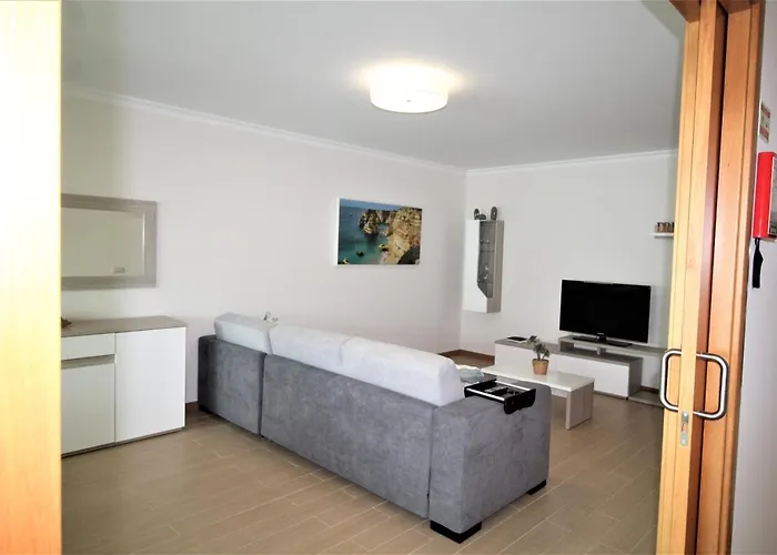 T2 Luxury Rocha Prime Apartment *